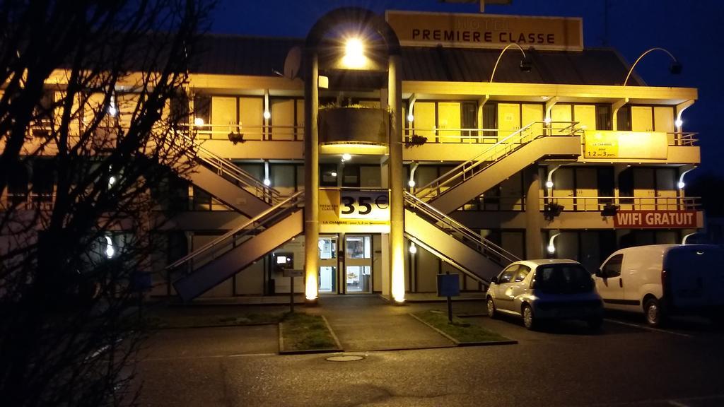 Premiere Classe Vierzon Kültér fotó
